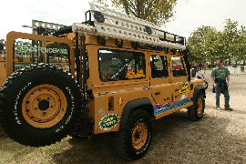 Camel Trophy Defender