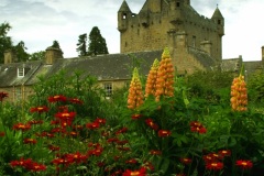 Cawdor-castle-gardens